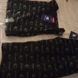 Champion Sweatshorts Xl & T-shirt XXL Both New with tags Powerblend